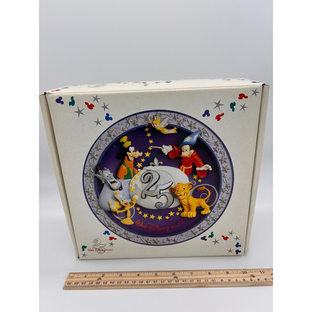 Walt Disney World 25th Anniversary 3D Collector Plate 1996 Mickey Simba Genie 8"